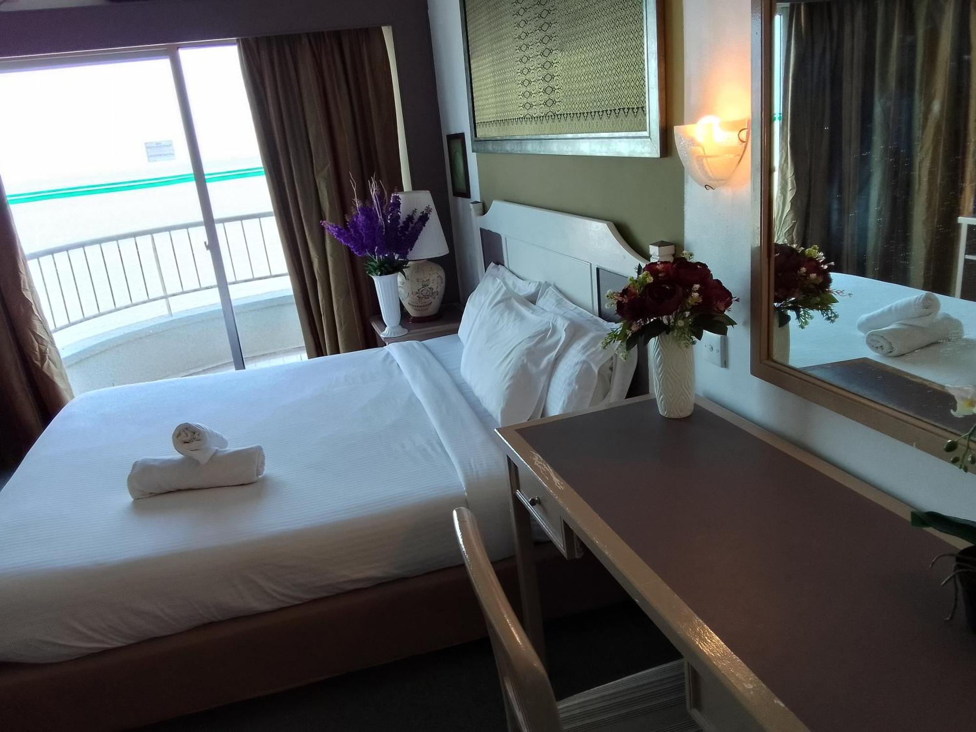Beachfront Full Sea Penang Tanjung Bungah  Eksteriør bilde